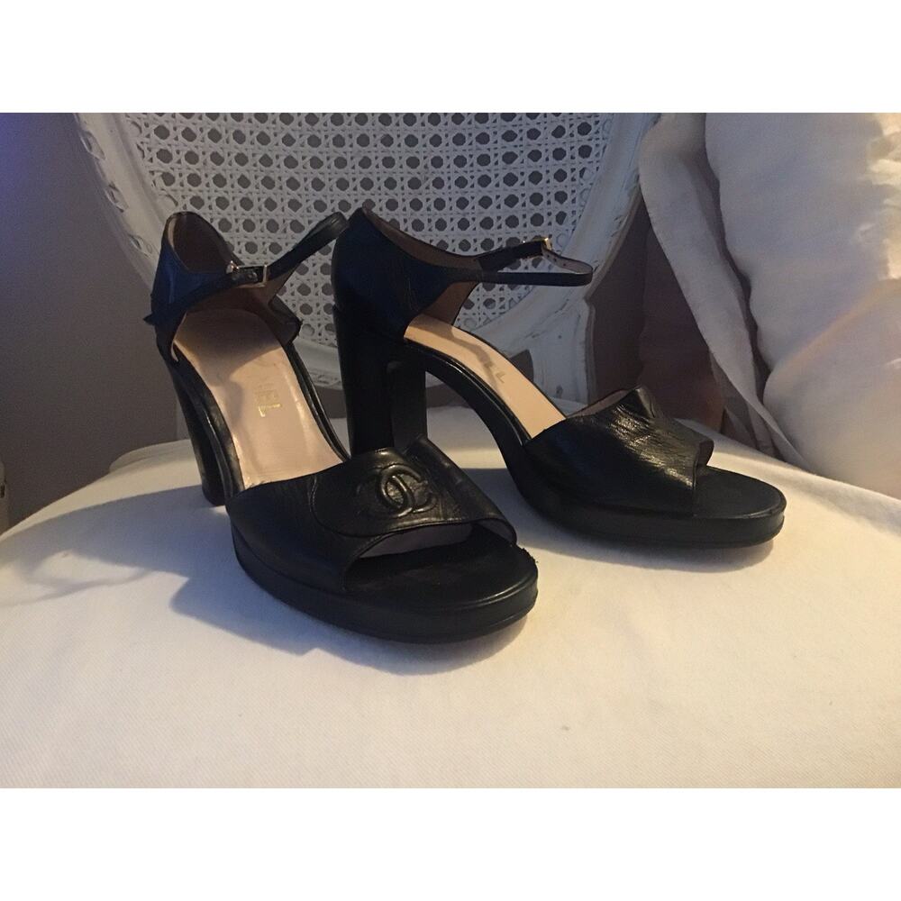 CHANEL Quilted Lambskin Logo Slip-On Slide Sandals Black EU 40 Women